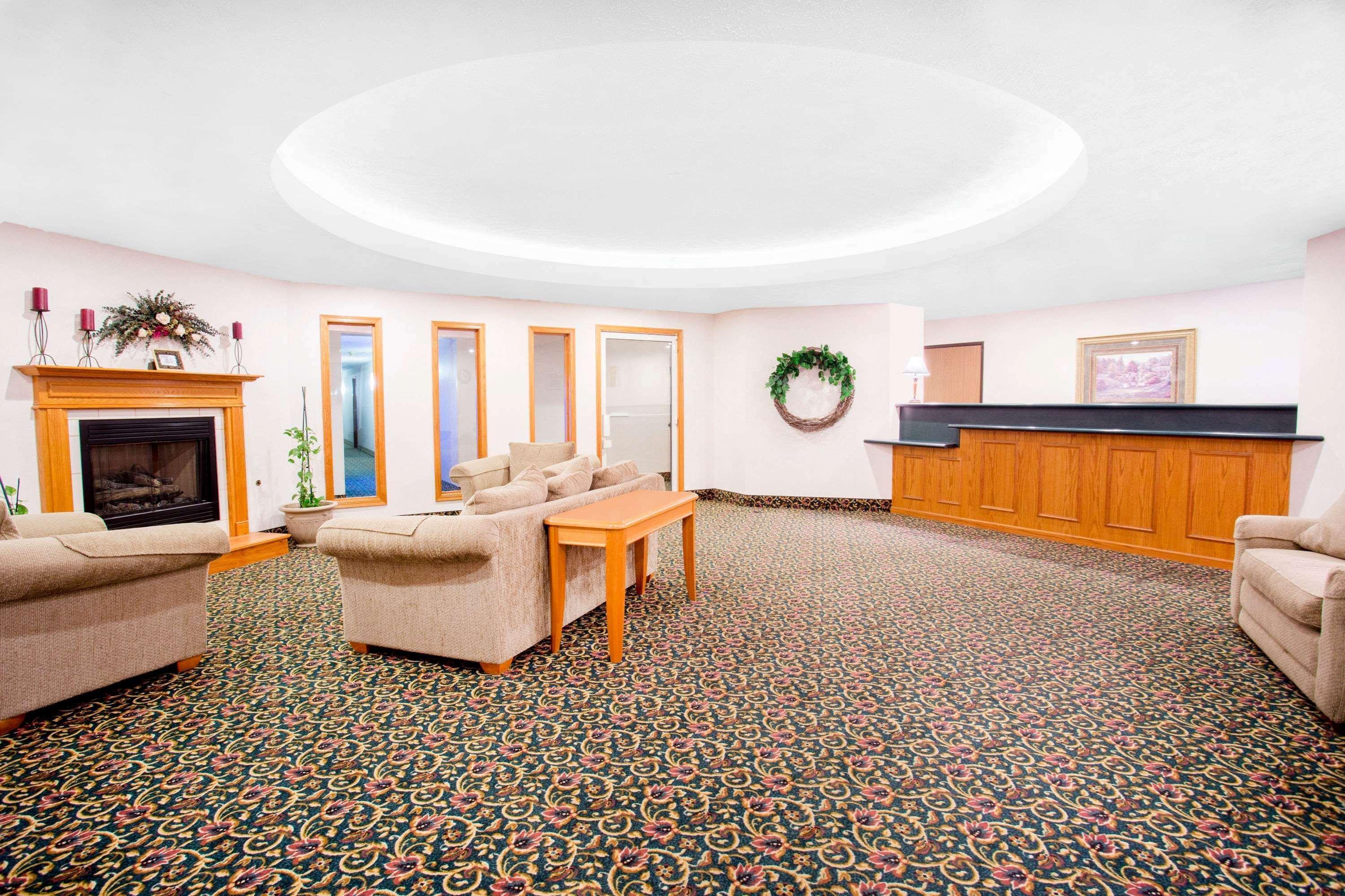 Burgundy Inn & Suites By Oyo El Paso Kültér fotó
