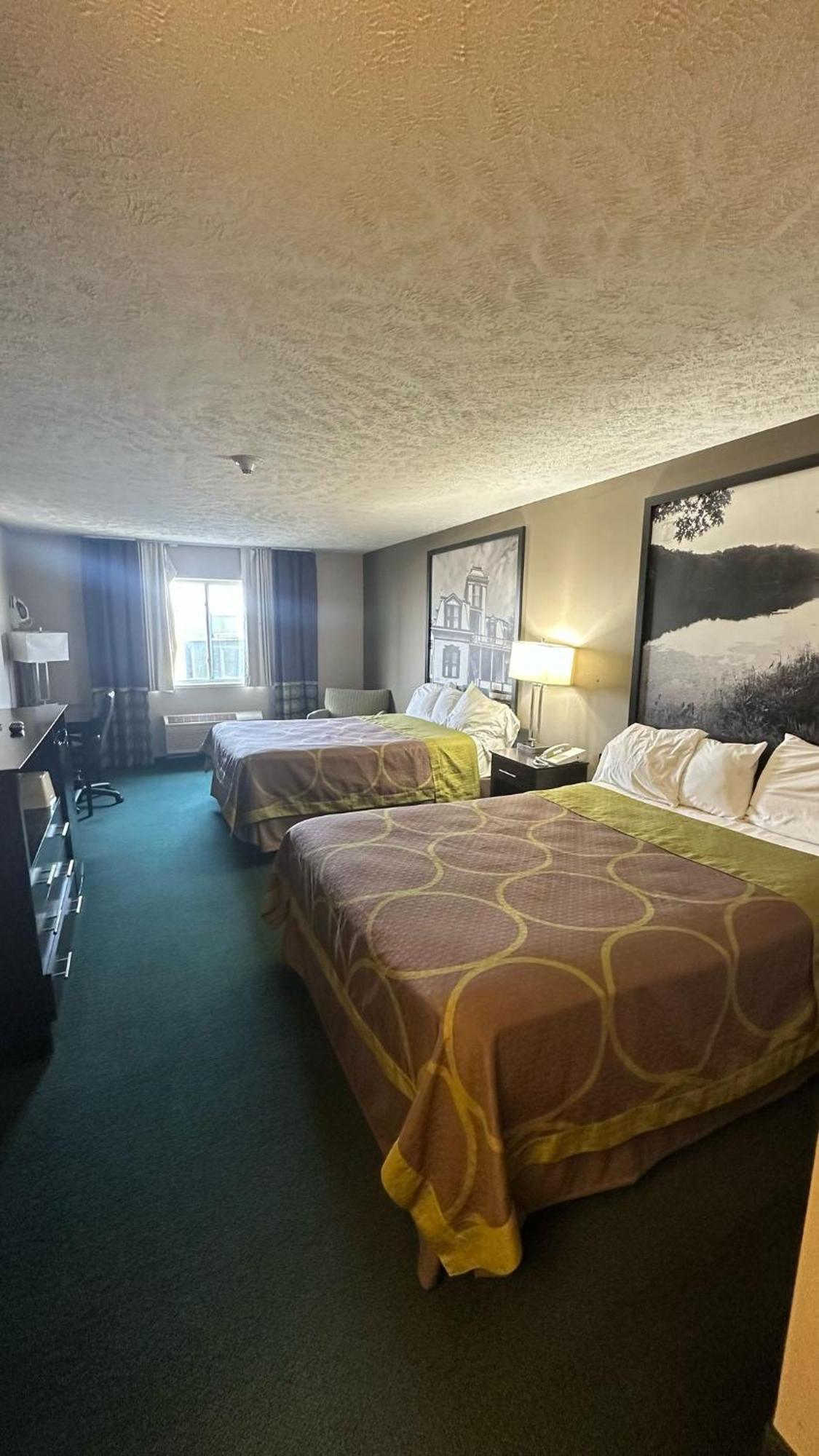 Burgundy Inn & Suites By Oyo El Paso Kültér fotó