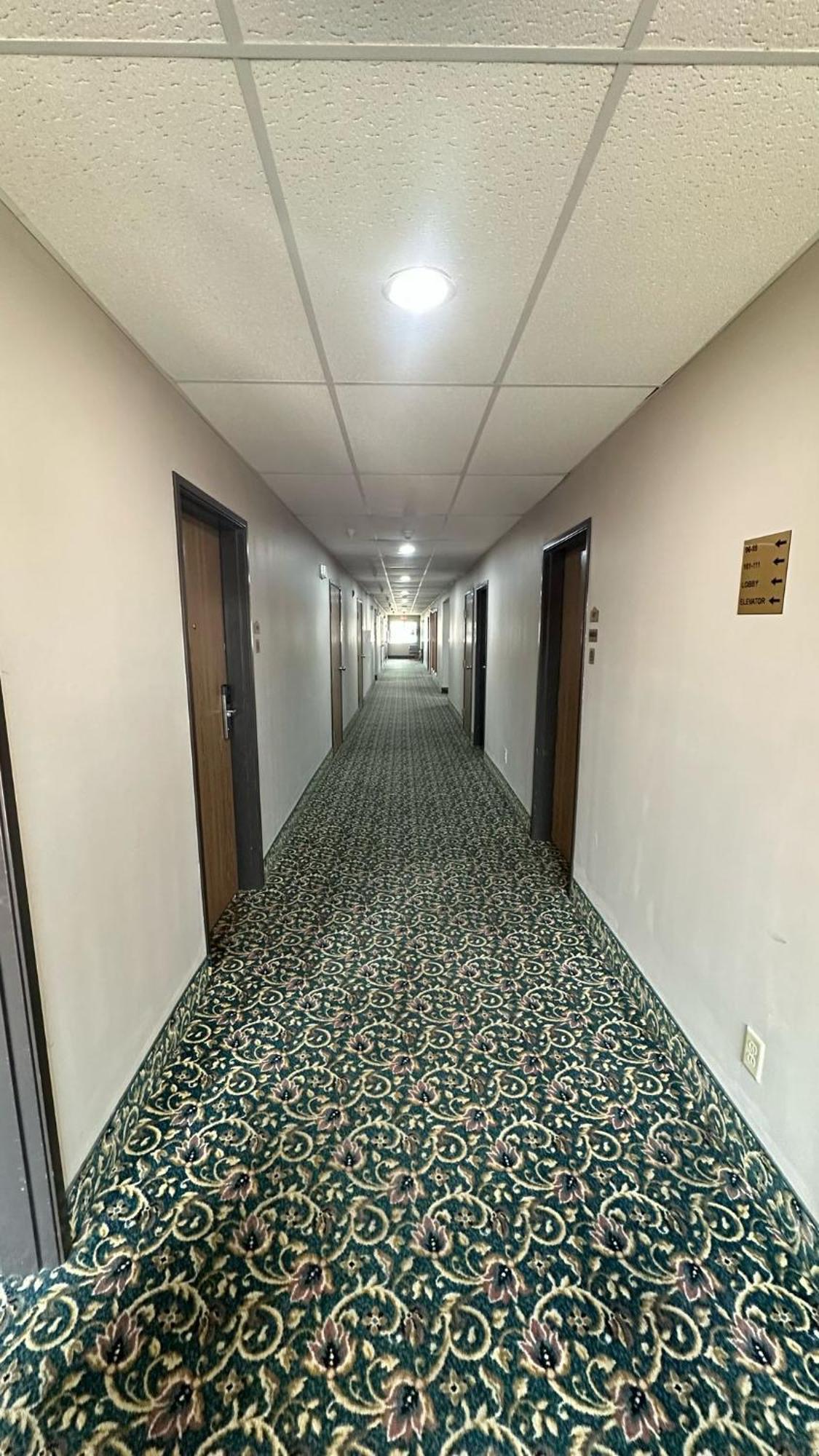 Burgundy Inn & Suites By Oyo El Paso Kültér fotó